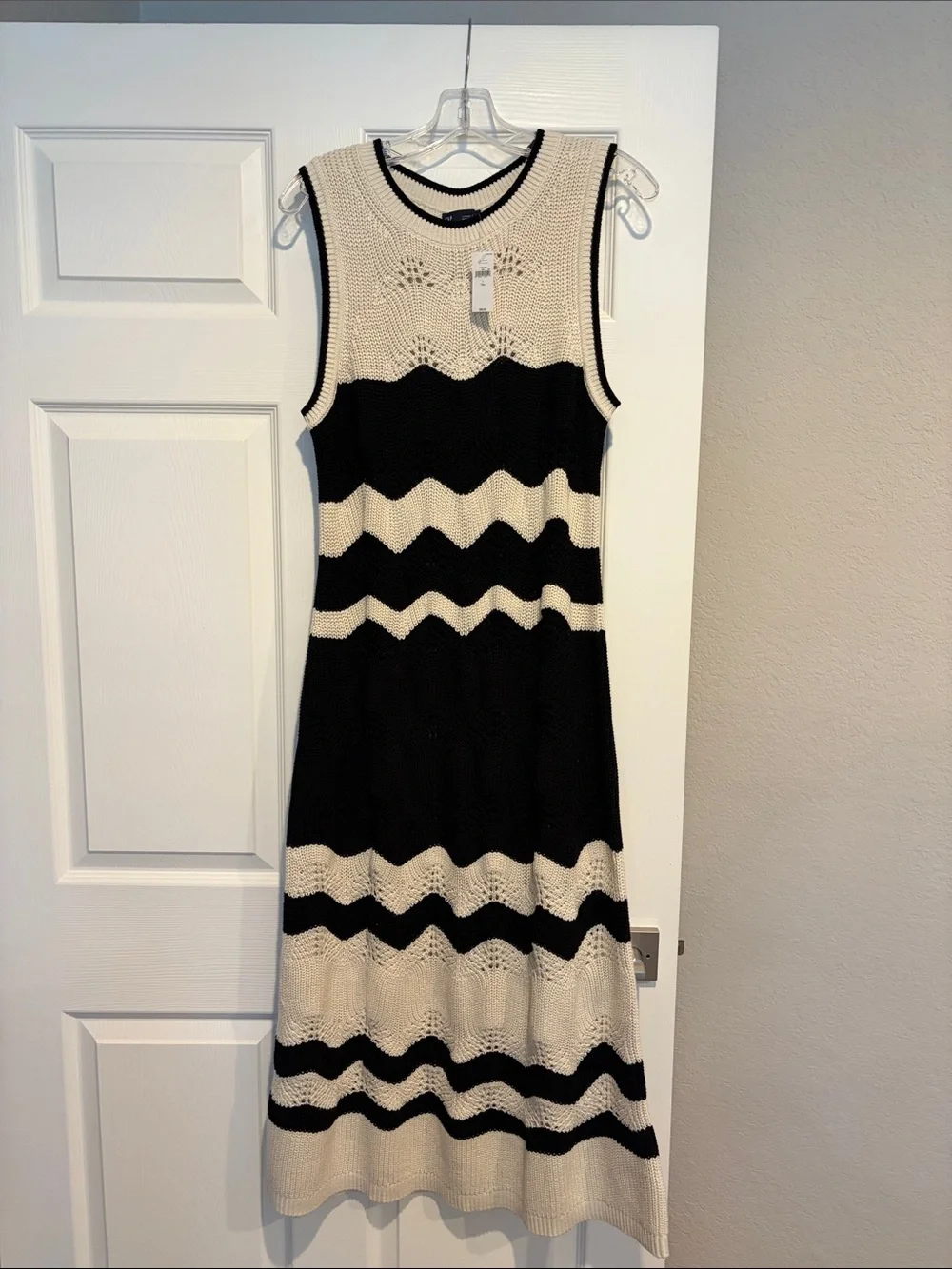 GAP Crochet Midi Sweater Dress Size L-Tall - Picture 5 of 10